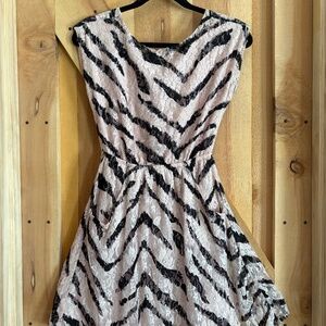 Size S Pink/Black Lacy Dress
